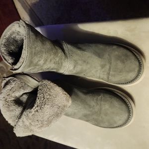 Ugg Abree Short Grigio Boots